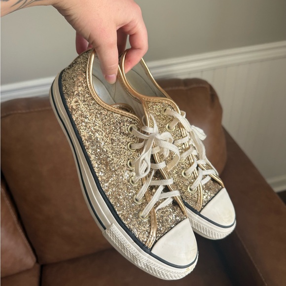 Converse Gold Glitter low top sneakers - Picture 1 of 4
